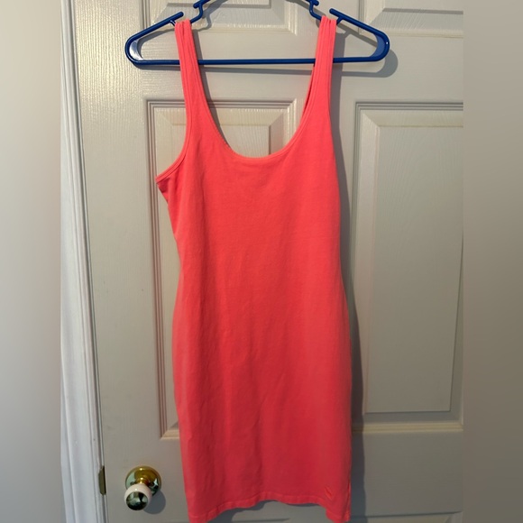 PINK Long Tank Top - Picture 3 of 7